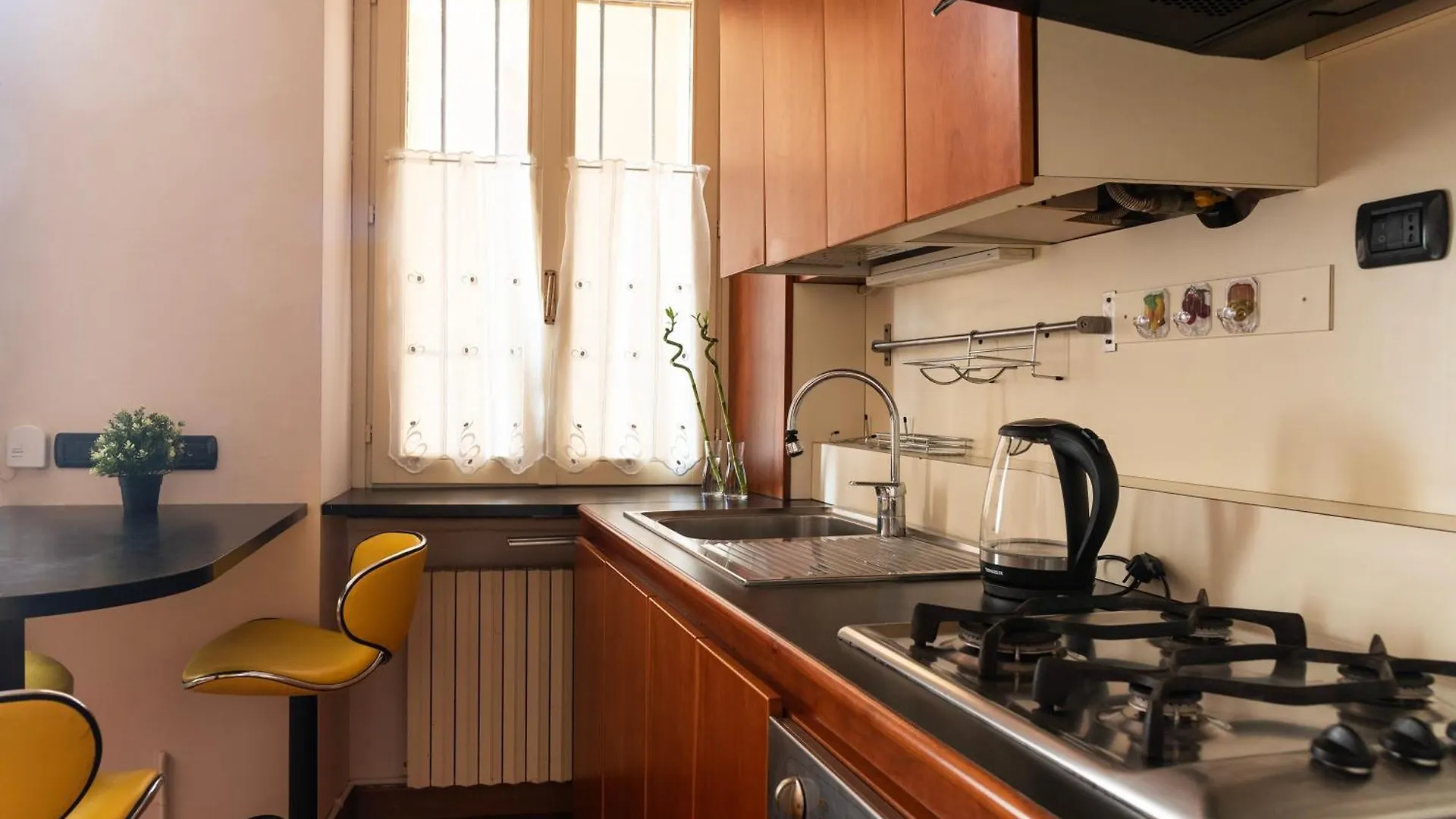 Апартаменты Casa Matisse - Gioiello Nascosto Милан 0*,  Италия